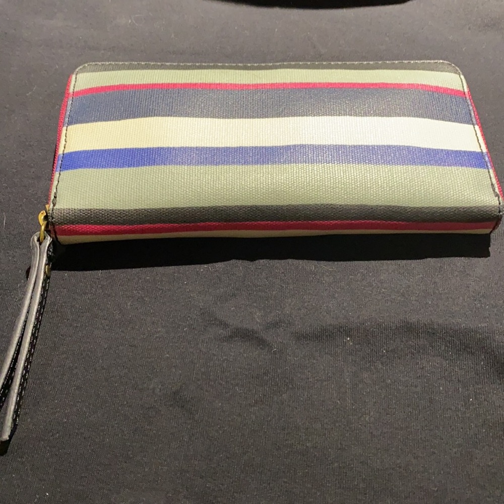 Fossil Wallet - image 4